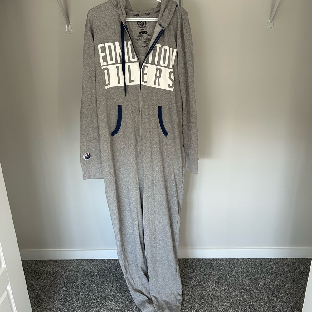❤️On sale ❤️NHL Oilers Gray and Blue Onesie